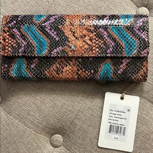 NWT Hobo Wallet—Jill Large Trifold in Vivid Snake Print
